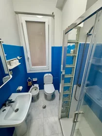 Habitación privada en Rúa Urzaiz , 154, imagen 13 de 22