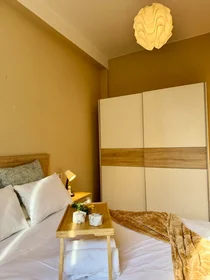 Private room at Rúa Urzaiz , 154, image 1 of 10