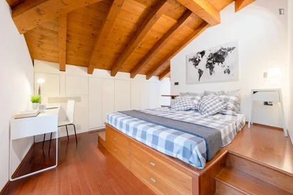 Private room at Via Torquato Tasso, image 4 of 9