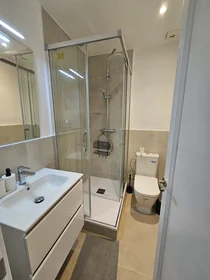 Private room at L'Eixample, Barcelona, image 27 of 29