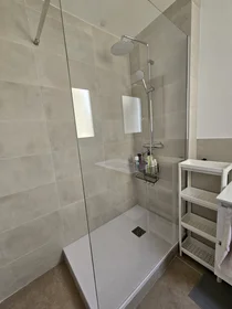 Private room at L'Eixample, Barcelona, image 28 of 29