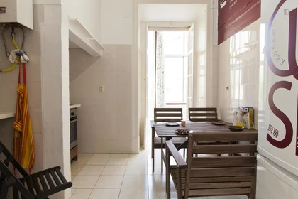 Private room at Rua José Falcão, image 7 of 20