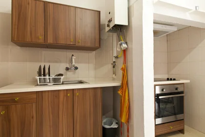 Private room at Rua José Falcão, image 10 of 20