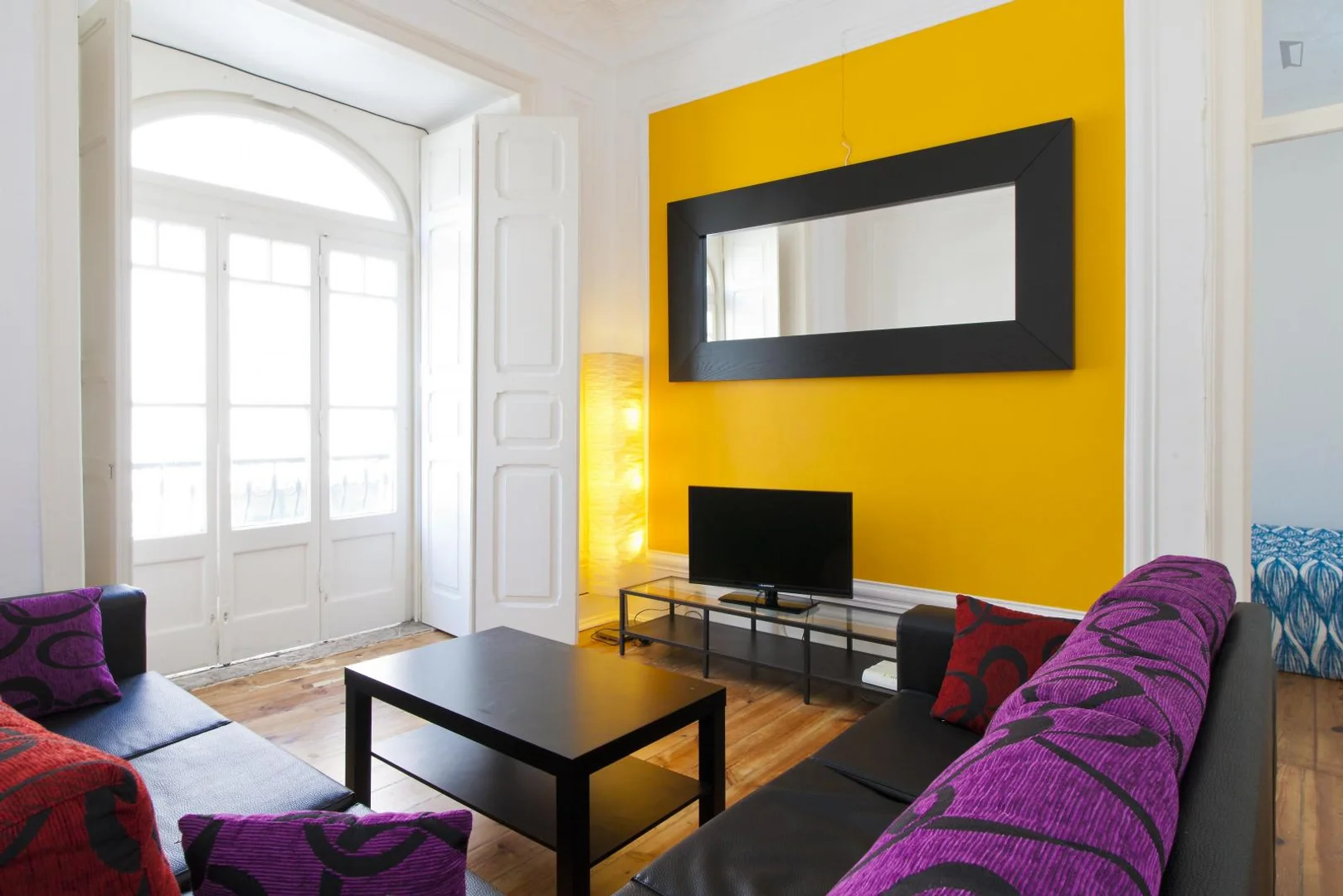 Bright and airy student room with easy university access in 
