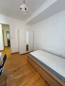 Prywatny pokój Avinguda de Josep Tarradellas, , obraz 2 10
