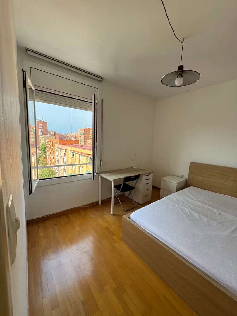 Quarto de estudante funcional perfeito para estudar em 