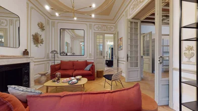 Entire apartment at 46 Rue Jean de Bernardy, 13001 Marseille, France, image 17 of 21