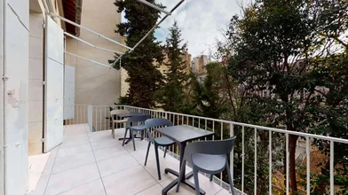 Entire apartment at 46 Rue Jean de Bernardy, 13001 Marseille, France, image 7 of 21
