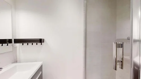 Private room at 4 Bd Voltaire, 35000 Rennes, France, image 6 of 21