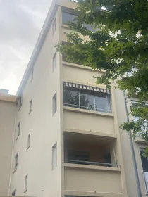 Quarto privado em Boulevard Robespierre, imagem 1 de 10