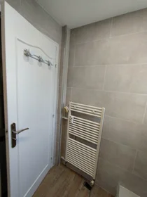 Quarto privado em Boulevard Robespierre, imagem 12 de 21