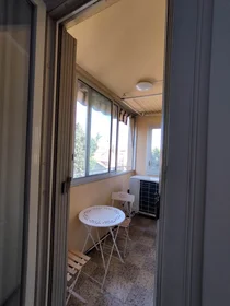 Quarto privado em Boulevard Robespierre, imagem 19 de 21