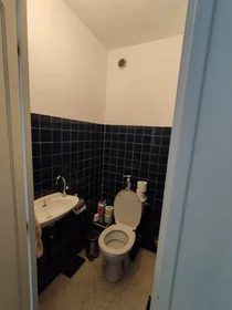 Quarto privado em Boulevard Robespierre, imagem 21 de 21