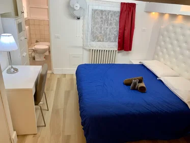 Prywatny pokój Via San Gallo, Centro Storico, obraz 1 10