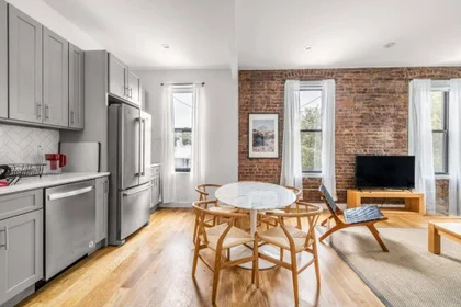 Private room at #1408: Ridgewood New York 11385, image 1 of 10
