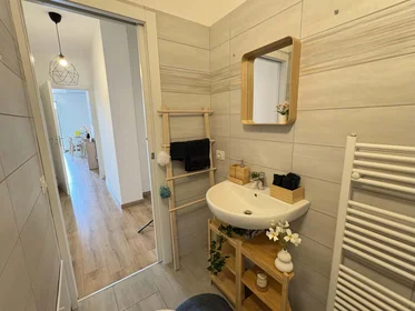Prywatny pokój Via Cefalonia, 4a, 37123 Verona VR, Italy, obraz 12 14