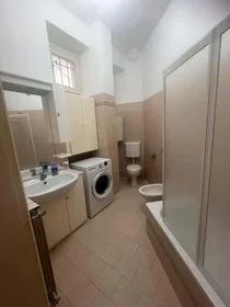 Habitación privada en Via Campo di Marte, 13, 25128 Brescia BS, Italy, imagen 10 de 14