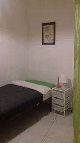 Chambre privée à Rua Ângela Pinto, image 1 de 10