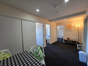 Habitación privada en Empire Apartments Auckland 1010, imagen 11 de 12
