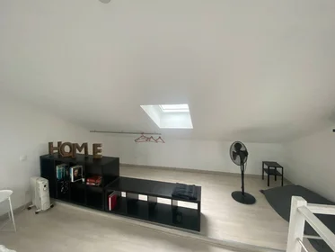 Stanza privata in Le mans, 72100, immagine 7 di 12