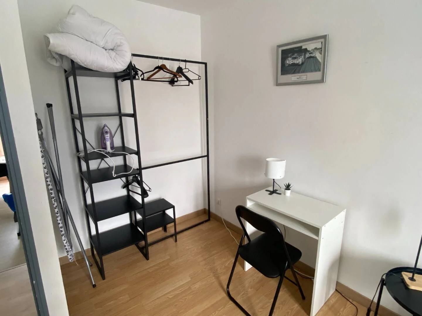 Habitación estudiantil económica con ubicación conveniente en 