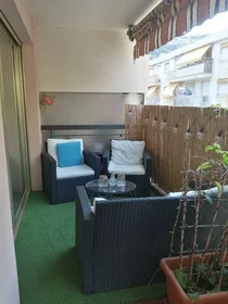 Private room at Nice, 06100, image 8 of 18