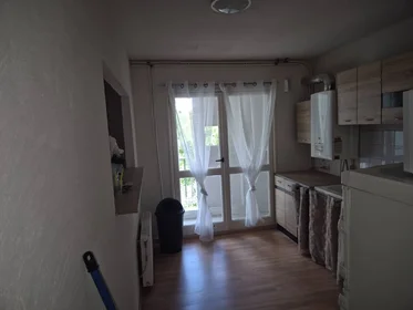 Habitación privada en Nîmes, 30000, imagen 1 de 6