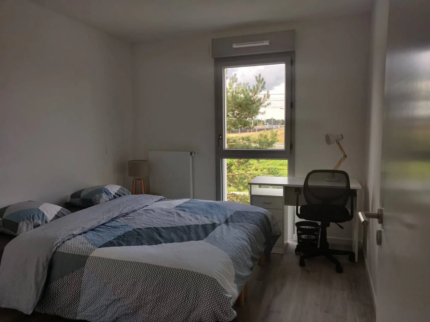 Habitación en apartamento estudiantil en alquiler en , completamente amueblado