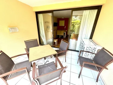 Chambre privée à Cannes, 06150, image 5 de 25