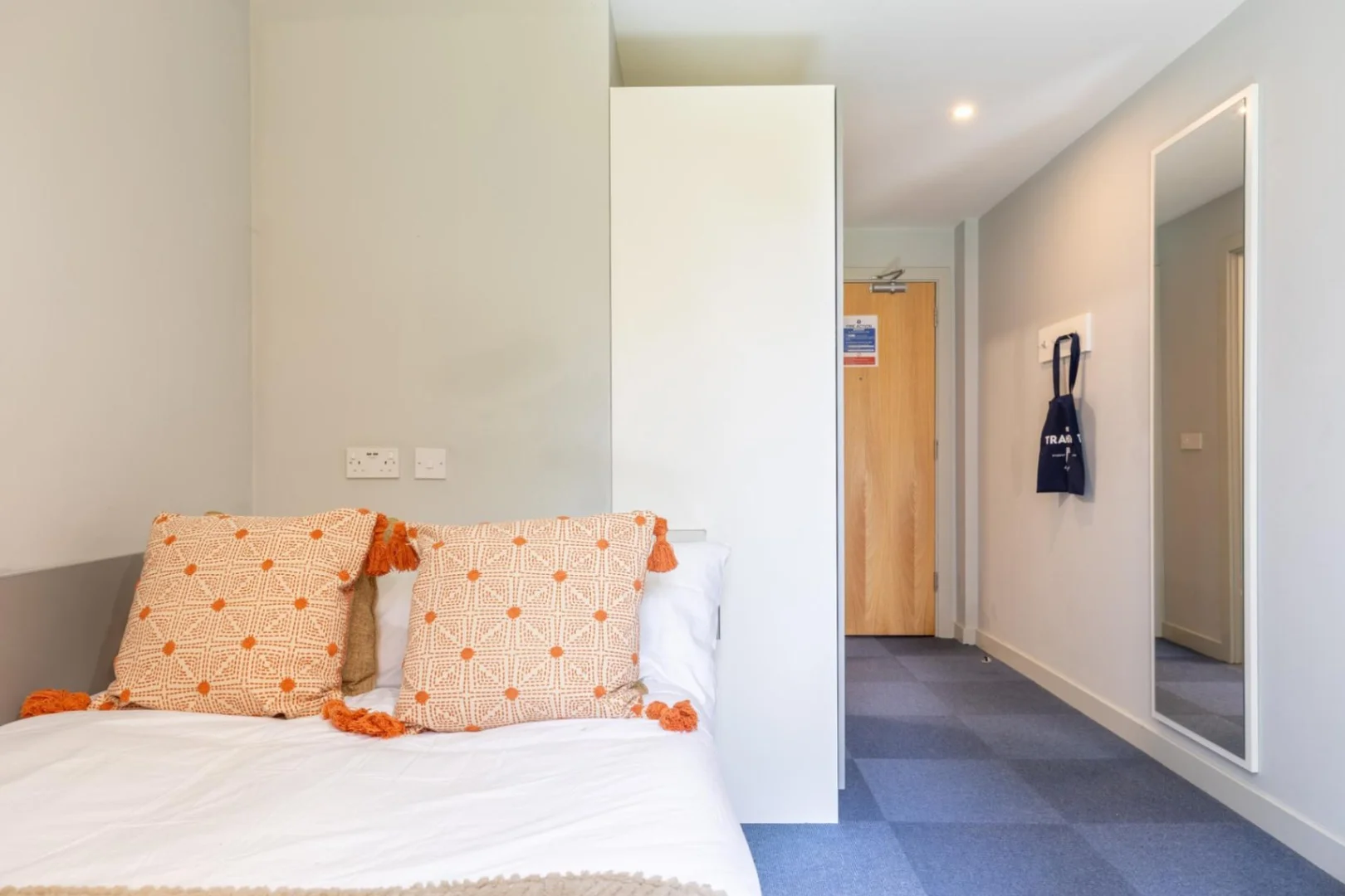 Preisgünstiges Studentenzimmer in günstiger Lage in