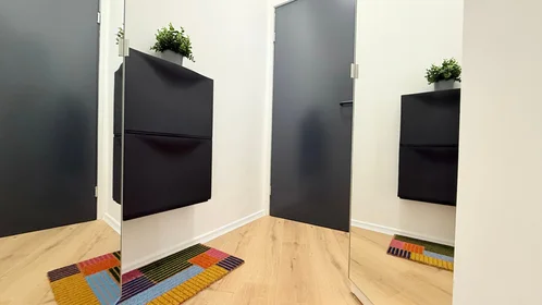 Evin tamamı konumu ul.Reja , 5 13 görüntüsü