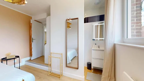 Özel oda konumu Rue Armand Carrel, 59000 Lille, France, 9 17 görüntüsü
