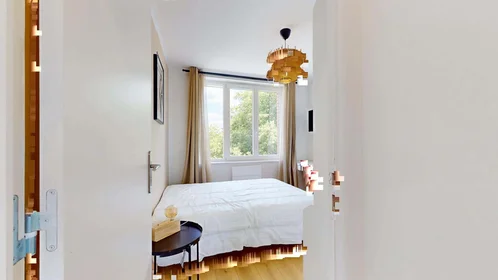 Özel oda konumu Rue Armand Carrel, 59000 Lille, France, 2 17 görüntüsü