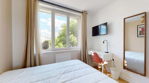 Özel oda konumu Rue Armand Carrel, 59000 Lille, France, 3 17 görüntüsü