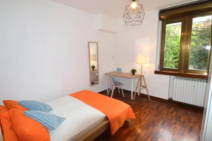 Privatzimmer in der Via Pietro Giardini, Circoscrizione 1, bild 2 von 10