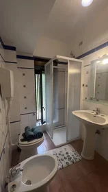 Privatzimmer in der Via Pietro Giardini, Circoscrizione 1, bild 10 von 10