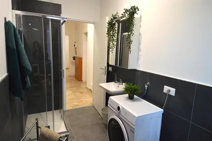 Privatzimmer in der Via Arsenio Crespellani, , bild 10 von 10