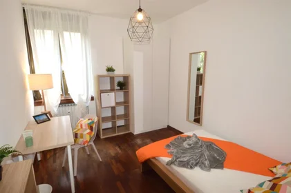 Privatzimmer in der Via Pietro Giardini, Circoscrizione 1, bild 1 von 10