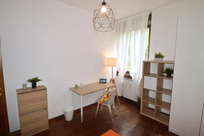 Privatzimmer in der Via Pietro Giardini, Circoscrizione 1, bild 3 von 10