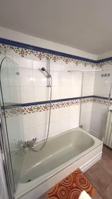 Privatzimmer in der Via Pietro Giardini, Circoscrizione 1, bild 8 von 10