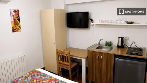Studio à Kalyoncu Kulluğu, image 16 de 19