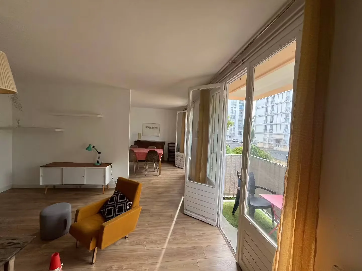 Habitación acogedora para estudiantes disponible en 
