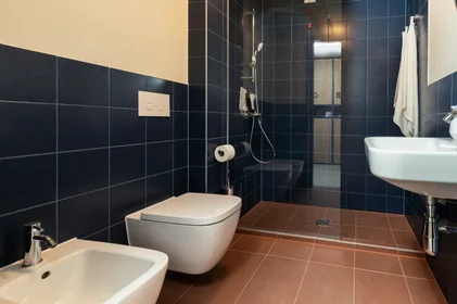Chambre privée en résidence à Via Tartini 13, image 2 de 21