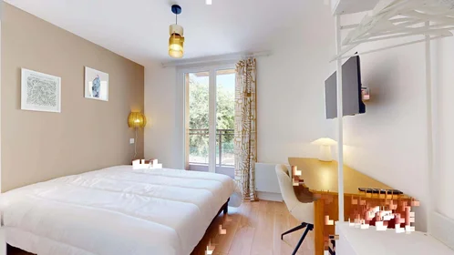 Private room at 69 Rue Brochier, 13005 Marseille, France, image 9 of 17