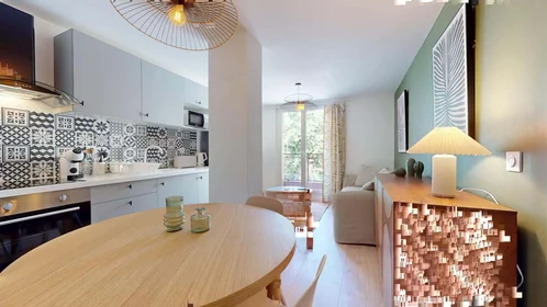Privatzimmer in der 69 Rue Brochier, 13005 Marseille, France, bild 10 von 16