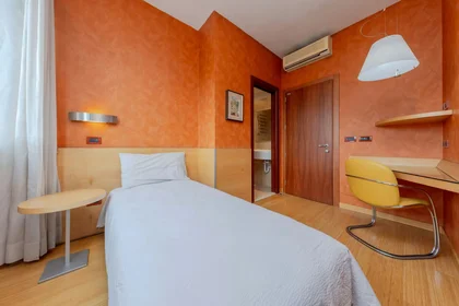 Privatzimmer in der Lungo Dora Napoli, Aurora, bild 1 von 10