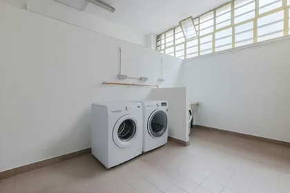 Quarto privado em Lungo Dora Napoli, Aurora, imagem 9 de 10