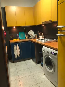 Habitación privada en Ömer Hayyam Cd, imagen 6 de 12