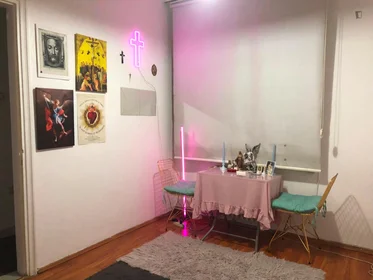 Habitación privada en Ömer Hayyam Cd, imagen 9 de 12
