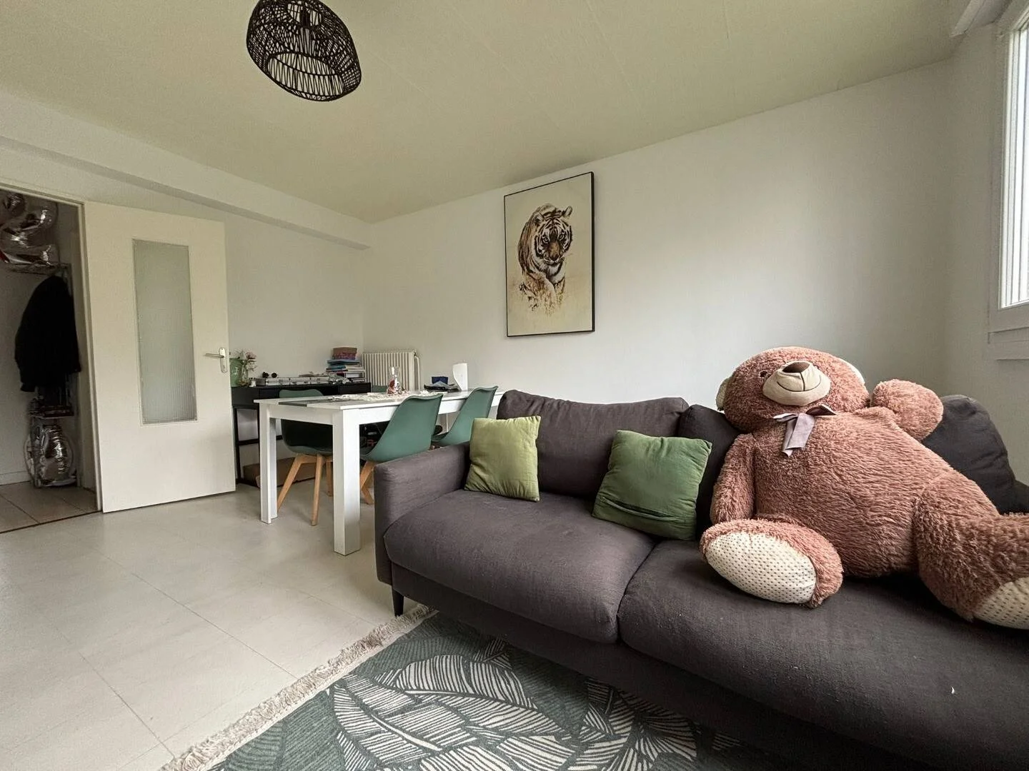 Budget-friendly student room close to campus in 